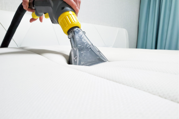 Vacuuming and cleaning a mattress in Hong Kong