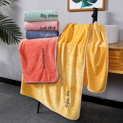 Microfiber quick drying absorbent beach towel 3