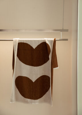 New style “LOVE” and “Hearts” romantic combed 100% cotton towel set