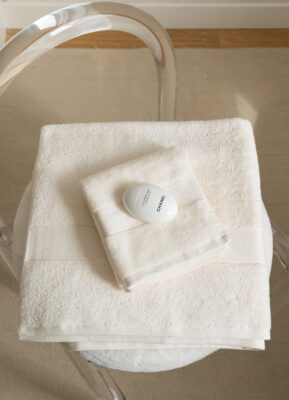 Top quality macaron color combed 100% cotton bath towel set for Boutique